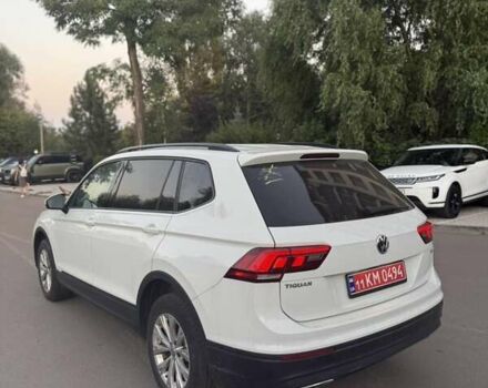 Білий Фольксваген Тігуан, об'ємом двигуна 1.98 л та пробігом 104 тис. км за 15900 $, фото 1 на Automoto.ua