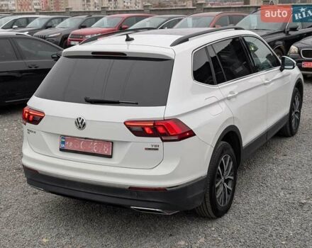 Білий Фольксваген Тігуан, об'ємом двигуна 1.98 л та пробігом 123 тис. км за 17550 $, фото 12 на Automoto.ua
