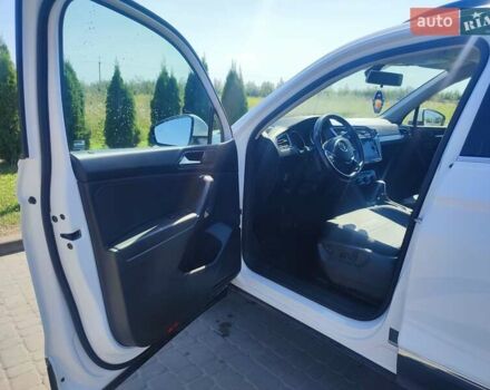 Білий Фольксваген Тігуан, об'ємом двигуна 1.98 л та пробігом 153 тис. км за 18400 $, фото 9 на Automoto.ua