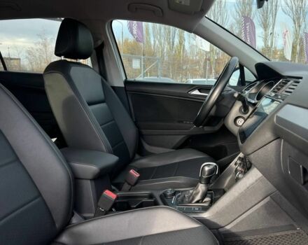 Белый Фольксваген Тигуан, объемом двигателя 2 л и пробегом 115 тыс. км за 17900 $, фото 14 на Automoto.ua