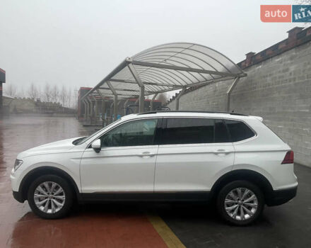 Белый Фольксваген Тигуан, объемом двигателя 1.98 л и пробегом 129 тыс. км за 17950 $, фото 8 на Automoto.ua