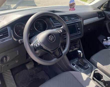 Білий Фольксваген Тігуан, об'ємом двигуна 1.98 л та пробігом 118 тис. км за 17000 $, фото 18 на Automoto.ua