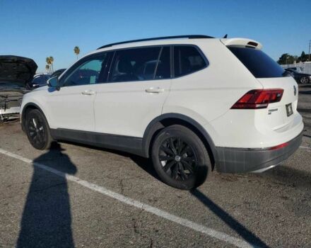 Білий Фольксваген Тігуан, об'ємом двигуна 2 л та пробігом 120 тис. км за 3600 $, фото 1 на Automoto.ua