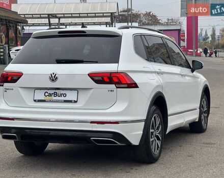Белый Фольксваген Тигуан, объемом двигателя 2 л и пробегом 64 тыс. км за 17900 $, фото 13 на Automoto.ua