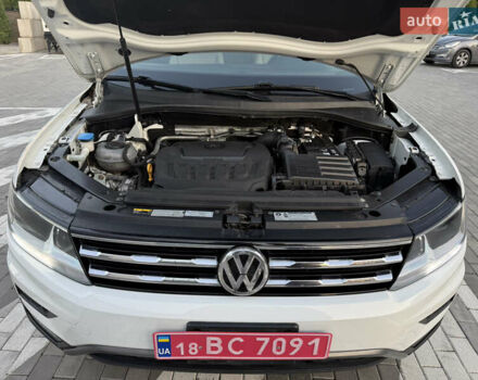 Белый Фольксваген Тигуан, объемом двигателя 1.98 л и пробегом 135 тыс. км за 16400 $, фото 47 на Automoto.ua