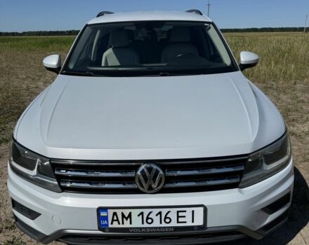 Білий Фольксваген Тігуан, об'ємом двигуна 2 л та пробігом 180 тис. км за 17900 $, фото 2 на Automoto.ua