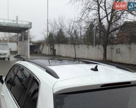 Белый Фольксваген Тигуан, объемом двигателя 2 л и пробегом 160 тыс. км за 18300 $, фото 3 на Automoto.ua