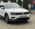 Белый Фольксваген Тигуан, объемом двигателя 1.97 л и пробегом 179 тыс. км за 26999 $, фото 1 на Automoto.ua