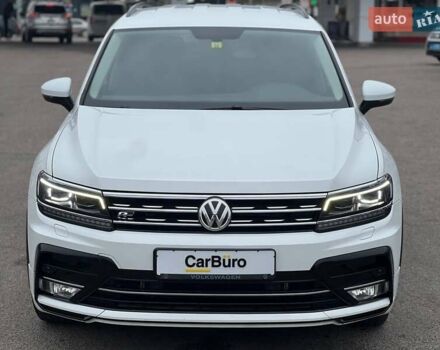 Белый Фольксваген Тигуан, объемом двигателя 2 л и пробегом 64 тыс. км за 17900 $, фото 4 на Automoto.ua