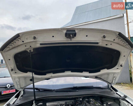 Білий Фольксваген Тігуан, об'ємом двигуна 2 л та пробігом 182 тис. км за 31600 $, фото 83 на Automoto.ua