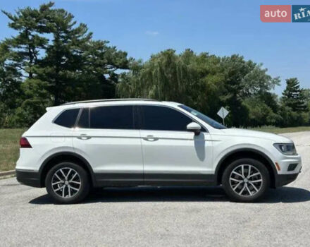 Белый Фольксваген Тигуан, объемом двигателя 1.98 л и пробегом 120 тыс. км за 19999 $, фото 3 на Automoto.ua