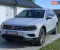 Белый Фольксваген Тигуан, объемом двигателя 2 л и пробегом 111 тыс. км за 28000 $, фото 4 на Automoto.ua