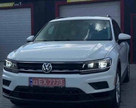 Белый Фольксваген Тигуан, объемом двигателя 2 л и пробегом 198 тыс. км за 16000 $, фото 23 на Automoto.ua