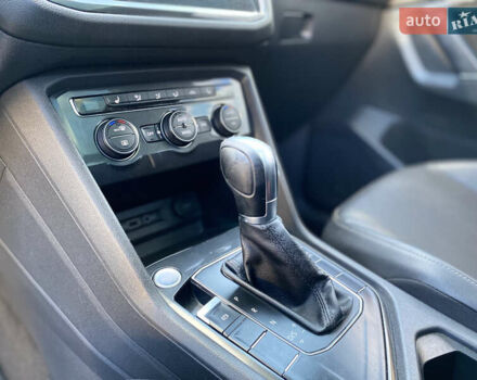 Білий Фольксваген Тігуан, об'ємом двигуна 1.98 л та пробігом 153 тис. км за 16999 $, фото 15 на Automoto.ua