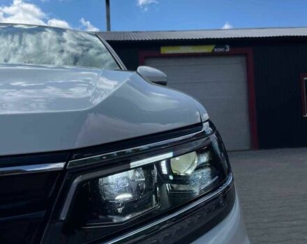 Белый Фольксваген Тигуан, объемом двигателя 2 л и пробегом 198 тыс. км за 16000 $, фото 17 на Automoto.ua