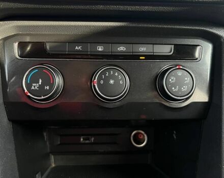 Белый Фольксваген Тигуан, объемом двигателя 2 л и пробегом 115 тыс. км за 17900 $, фото 12 на Automoto.ua