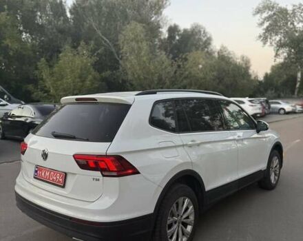 Білий Фольксваген Тігуан, об'ємом двигуна 1.98 л та пробігом 104 тис. км за 15900 $, фото 3 на Automoto.ua