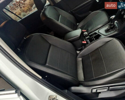 Білий Фольксваген Тігуан, об'ємом двигуна 2 л та пробігом 145 тис. км за 23600 $, фото 28 на Automoto.ua