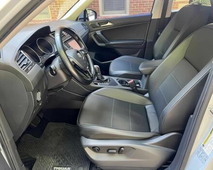 Белый Фольксваген Тигуан, объемом двигателя 2 л и пробегом 35 тыс. км за 13000 $, фото 6 на Automoto.ua