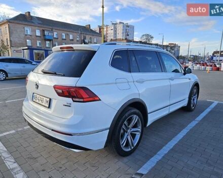 Белый Фольксваген Тигуан, объемом двигателя 1.98 л и пробегом 63 тыс. км за 26000 $, фото 5 на Automoto.ua