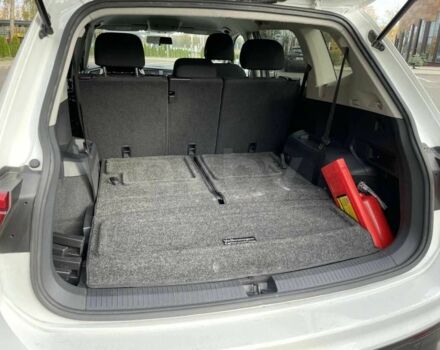 Белый Фольксваген Тигуан, объемом двигателя 2 л и пробегом 101 тыс. км за 15500 $, фото 10 на Automoto.ua