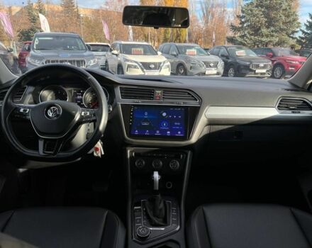 Белый Фольксваген Тигуан, объемом двигателя 2 л и пробегом 115 тыс. км за 17900 $, фото 9 на Automoto.ua