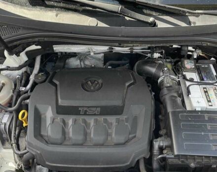 Белый Фольксваген Тигуан, объемом двигателя 2 л и пробегом 198 тыс. км за 16000 $, фото 15 на Automoto.ua