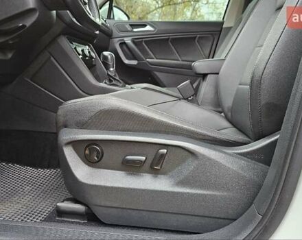 Білий Фольксваген Тігуан, об'ємом двигуна 1.98 л та пробігом 89 тис. км за 21500 $, фото 7 на Automoto.ua