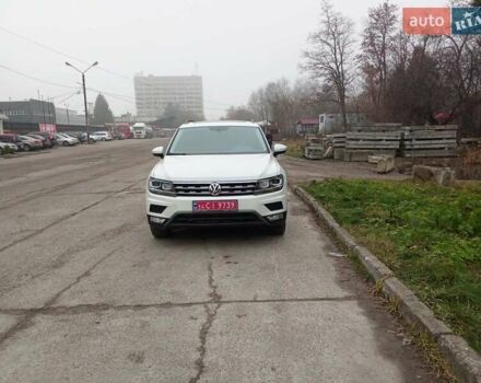 Белый Фольксваген Тигуан, объемом двигателя 1.97 л и пробегом 105 тыс. км за 18200 $, фото 3 на Automoto.ua