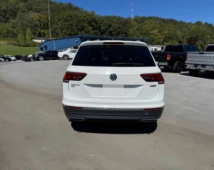 Белый Фольксваген Тигуан, объемом двигателя 2 л и пробегом 45 тыс. км за 8900 $, фото 5 на Automoto.ua