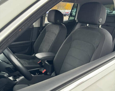 Белый Фольксваген Тигуан, объемом двигателя 1.98 л и пробегом 54 тыс. км за 31500 $, фото 53 на Automoto.ua