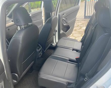 Белый Фольксваген Тигуан, объемом двигателя 2 л и пробегом 34 тыс. км за 14100 $, фото 10 на Automoto.ua