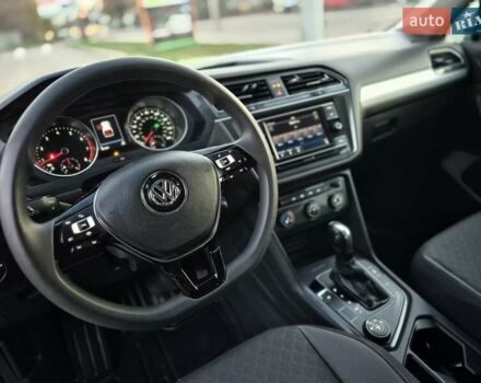 Білий Фольксваген Тігуан, об'ємом двигуна 1.98 л та пробігом 90 тис. км за 17800 $, фото 12 на Automoto.ua