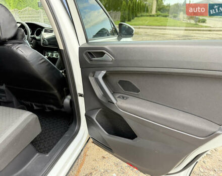 Белый Фольксваген Тигуан, объемом двигателя 1.98 л и пробегом 94 тыс. км за 17500 $, фото 24 на Automoto.ua