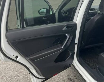 Белый Фольксваген Тигуан, объемом двигателя 1.98 л и пробегом 133 тыс. км за 22500 $, фото 22 на Automoto.ua