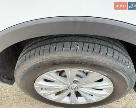 Белый Фольксваген Тигуан, объемом двигателя 1.98 л и пробегом 94 тыс. км за 17500 $, фото 28 на Automoto.ua