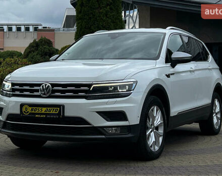 Білий Фольксваген Тігуан, об'ємом двигуна 1.97 л та пробігом 191 тис. км за 27500 $, фото 2 на Automoto.ua