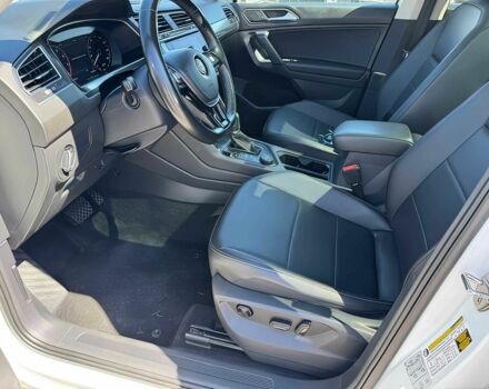 Белый Фольксваген Тигуан, объемом двигателя 2 л и пробегом 45 тыс. км за 8900 $, фото 8 на Automoto.ua