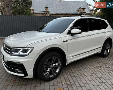 Белый Фольксваген Тигуан, объемом двигателя 1.98 л и пробегом 55 тыс. км за 27999 $, фото 19 на Automoto.ua