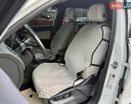 Белый Фольксваген Тигуан, объемом двигателя 1.98 л и пробегом 58 тыс. км за 25000 $, фото 10 на Automoto.ua