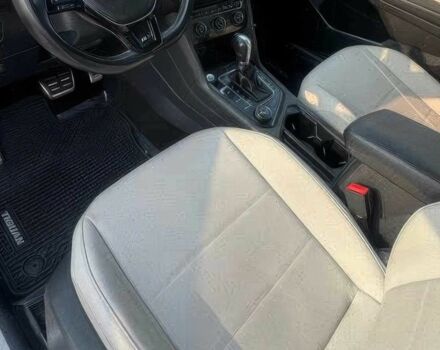 Белый Фольксваген Тигуан, объемом двигателя 2 л и пробегом 48 тыс. км за 5600 $, фото 9 на Automoto.ua