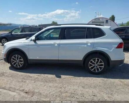 Белый Фольксваген Тигуан, объемом двигателя 2 л и пробегом 65 тыс. км за 6200 $, фото 12 на Automoto.ua