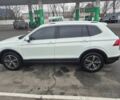 Белый Фольксваген Тигуан, объемом двигателя 2 л и пробегом 99 тыс. км за 17900 $, фото 7 на Automoto.ua