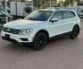 Білий Фольксваген Тігуан, об'ємом двигуна 2 л та пробігом 70 тис. км за 14000 $, фото 3 на Automoto.ua