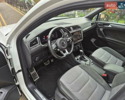 Білий Фольксваген Тігуан, об'ємом двигуна 2 л та пробігом 245 тис. км за 28900 $, фото 10 на Automoto.ua