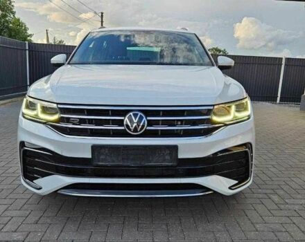 Белый Фольксваген Тигуан, объемом двигателя 2 л и пробегом 85 тыс. км за 17000 $, фото 1 на Automoto.ua