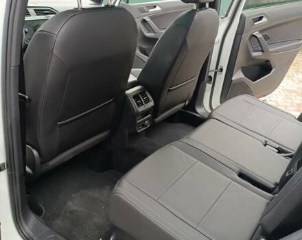 Белый Фольксваген Тигуан, объемом двигателя 1.98 л и пробегом 120 тыс. км за 25000 $, фото 20 на Automoto.ua