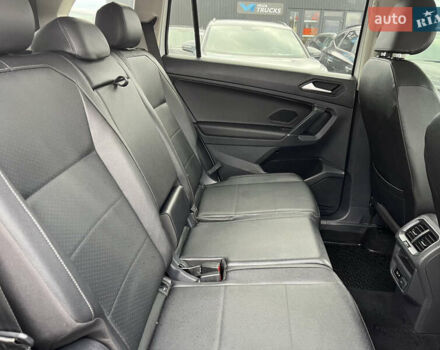 Білий Фольксваген Тігуан, об'ємом двигуна 2 л та пробігом 137 тис. км за 19350 $, фото 19 на Automoto.ua