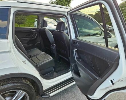 Белый Фольксваген Тигуан, объемом двигателя 2 л и пробегом 92 тыс. км за 8000 $, фото 15 на Automoto.ua