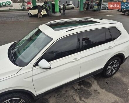 Білий Фольксваген Тігуан, об'ємом двигуна 2 л та пробігом 99 тис. км за 17900 $, фото 8 на Automoto.ua